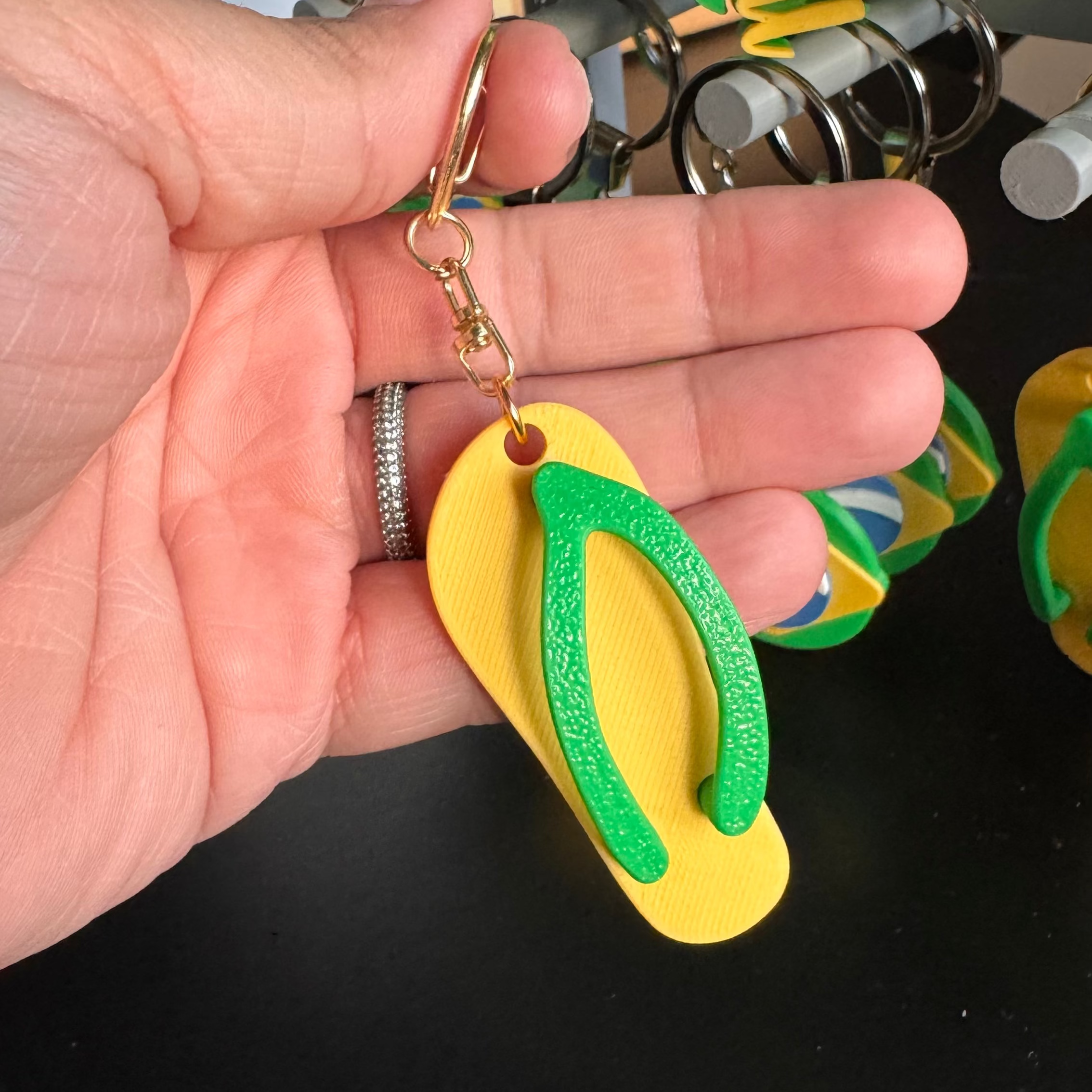 Chioda - Set 6 Portachiavi Stilo havainas Brasil 5cm-Scritta BRA-negozi di souvenir e regali