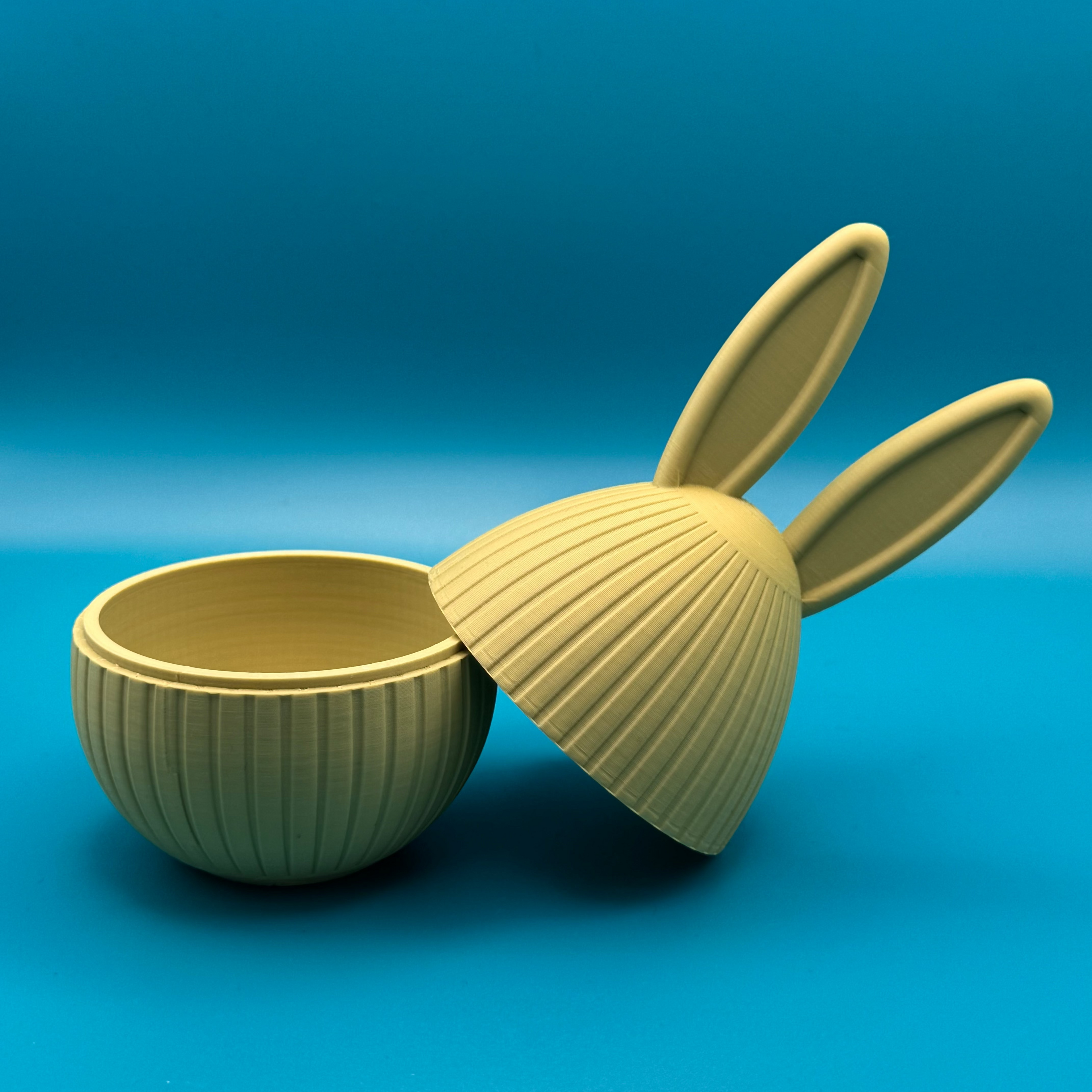 Contenitore uovo con orecchie 13cm