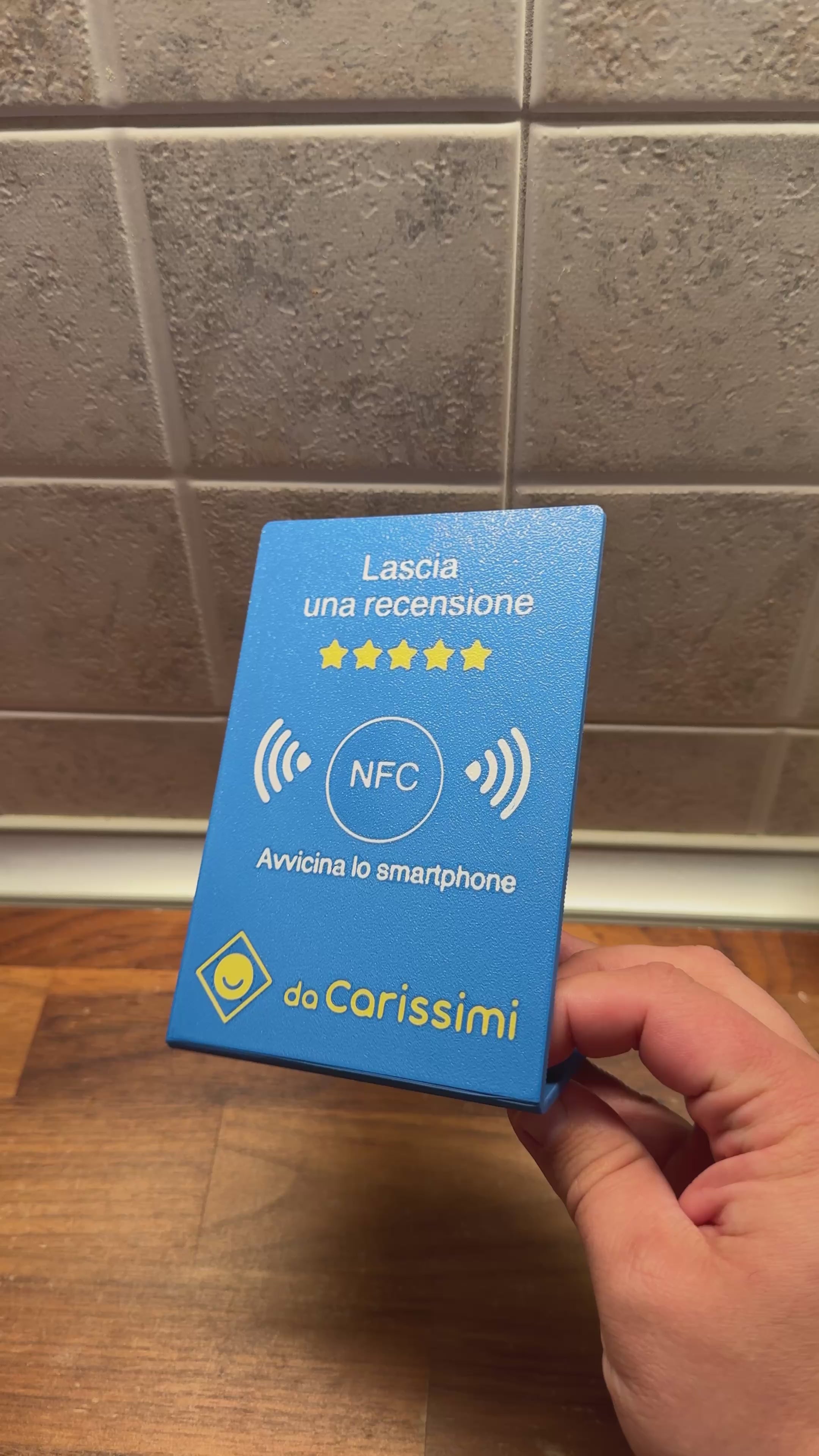 Chioda.TAP Espositore per Recensioni NFC per aumentare Recensioni su Google, TripAdvisor, Trustpilot  Android e IOS